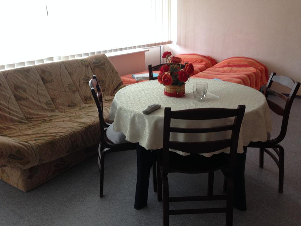 Hotel Concordia à Jūrkalne Extérieur photo
